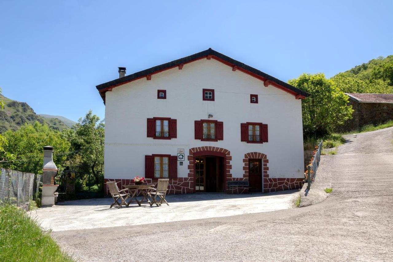 Casa Navarlaz S N Valcarlos Extérieur photo
